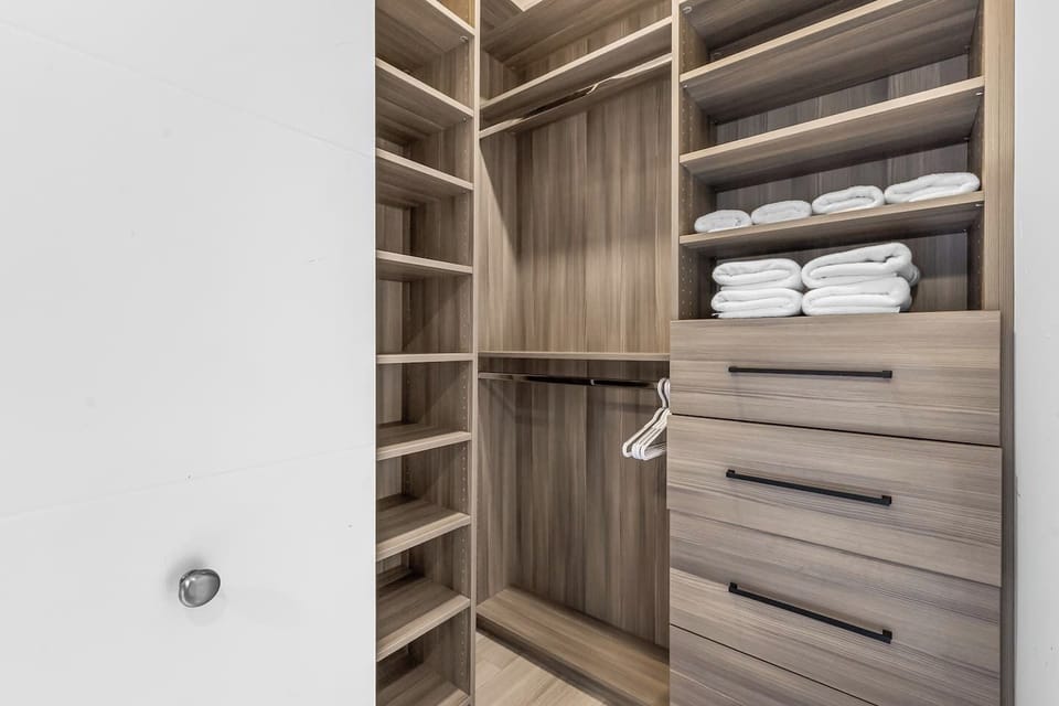 Walk In Closet