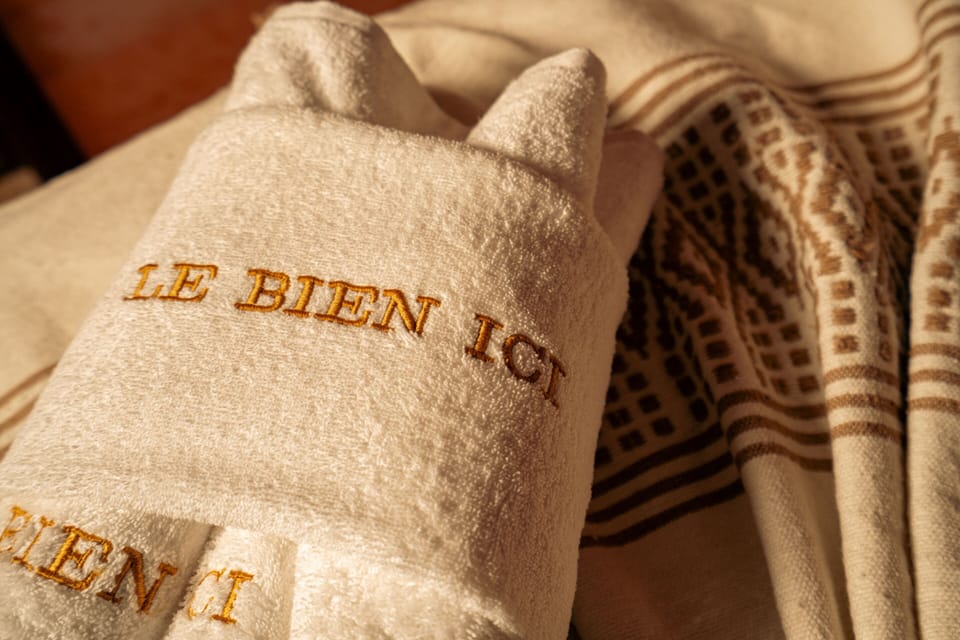 Bathroom amenities