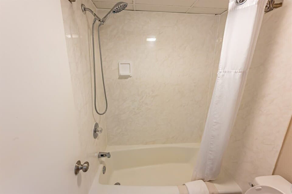 Amazing Private Bathroom