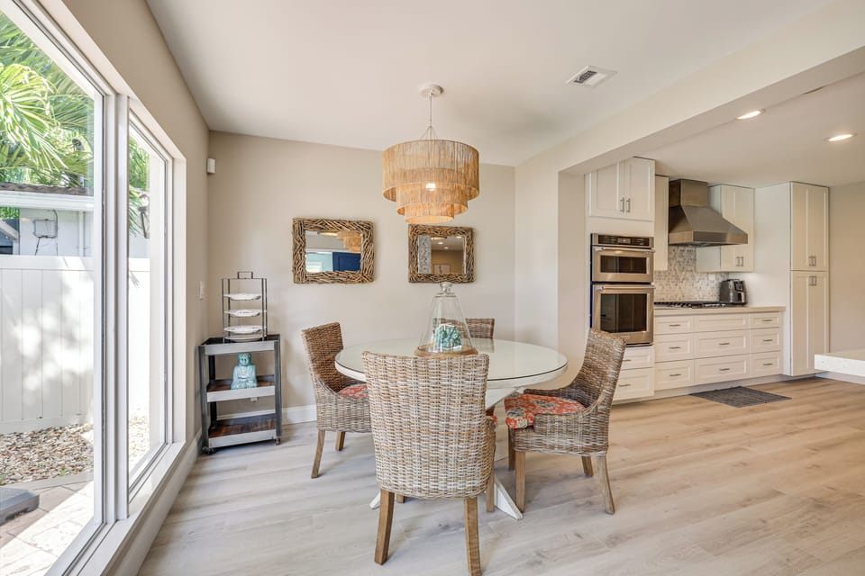 Dining Area | Open Floor Plan