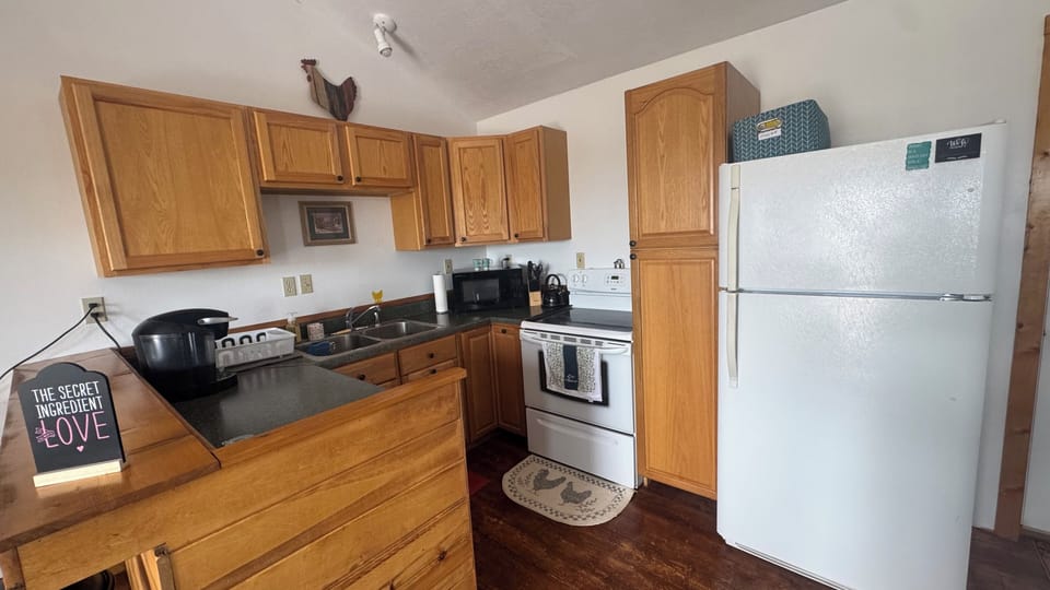 full kitchen