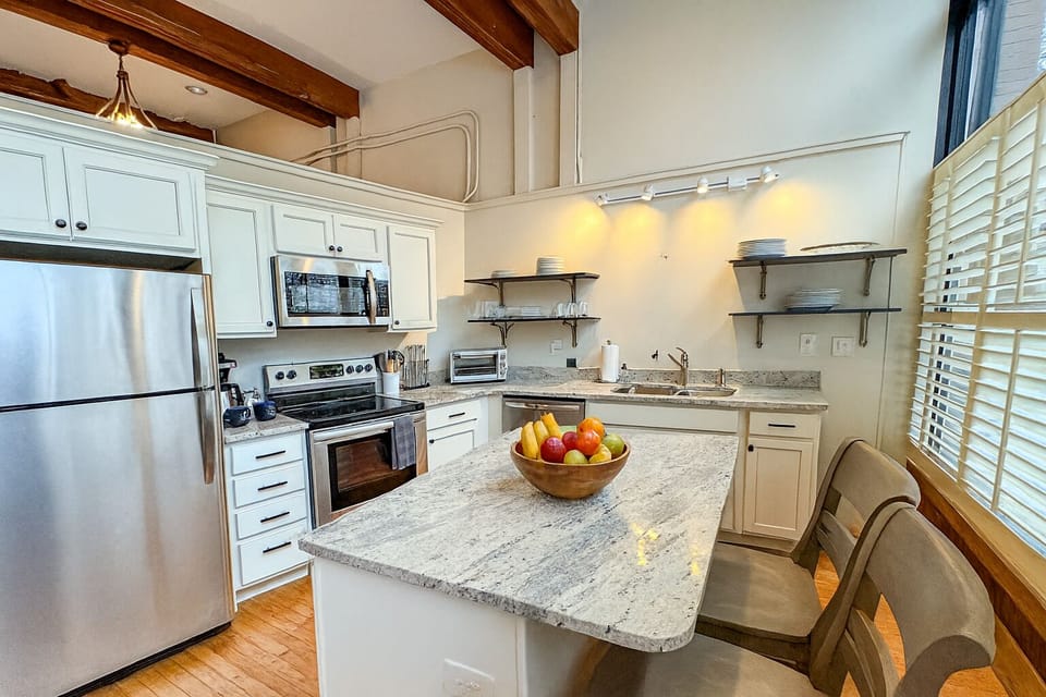 Fully Stocked Kitchen