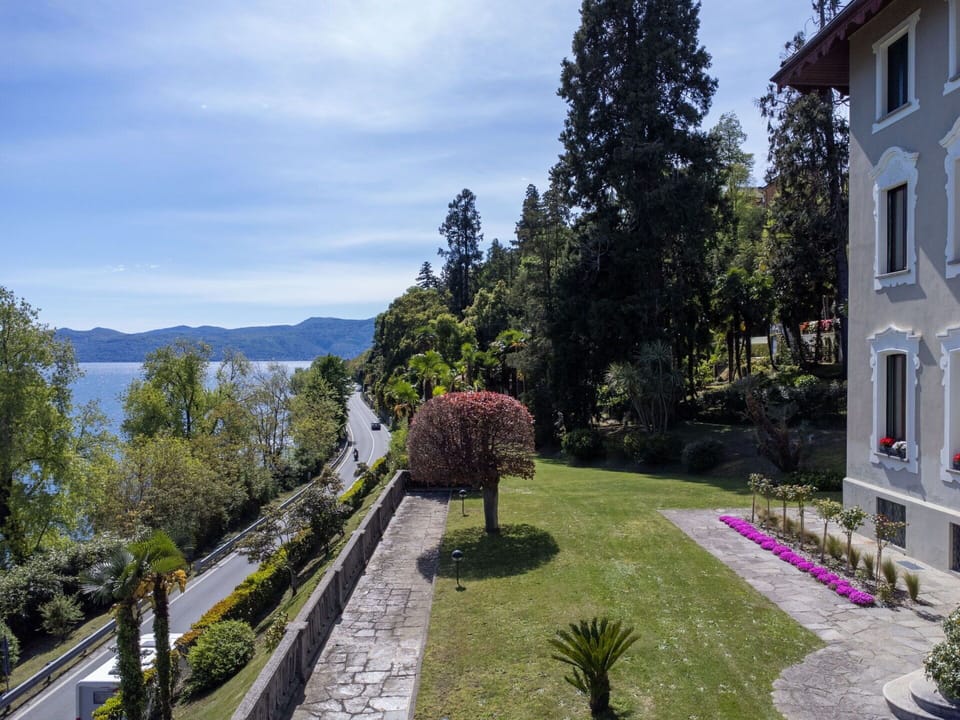 Landscaping, Villa, Sound, Evergreen, Balcony, Eco Hotel, Resort Town