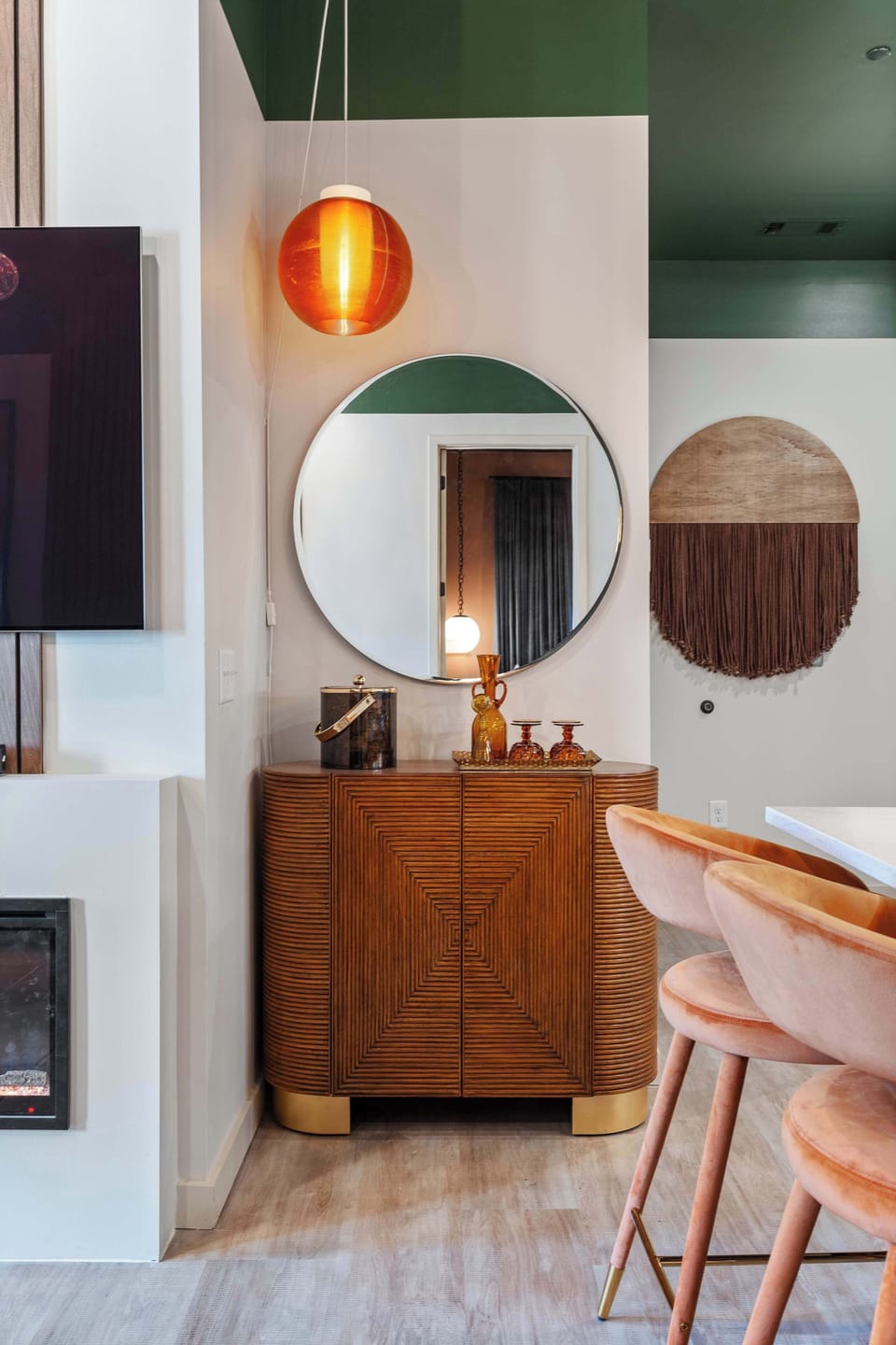 Enjoy our bar moment with all the necessities to create a great cocktail. BOYB!