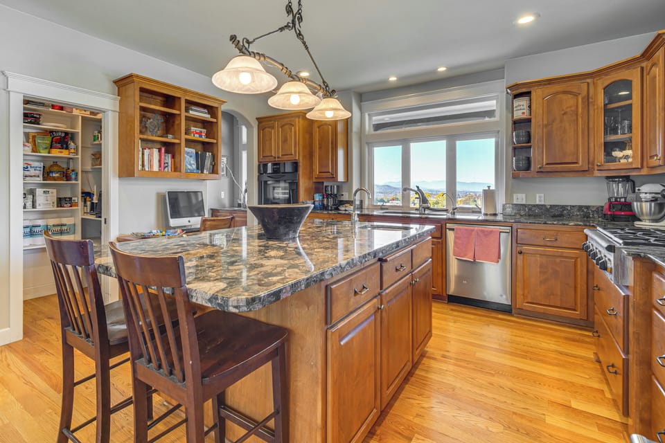 Breakfast Bar | 1st Floor