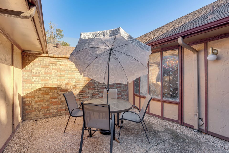 Patio | Outdoor Dining Area