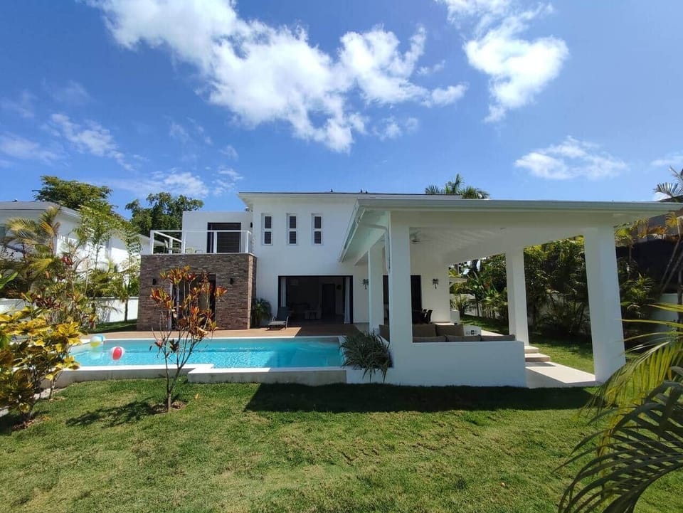 Villa Fab - General View