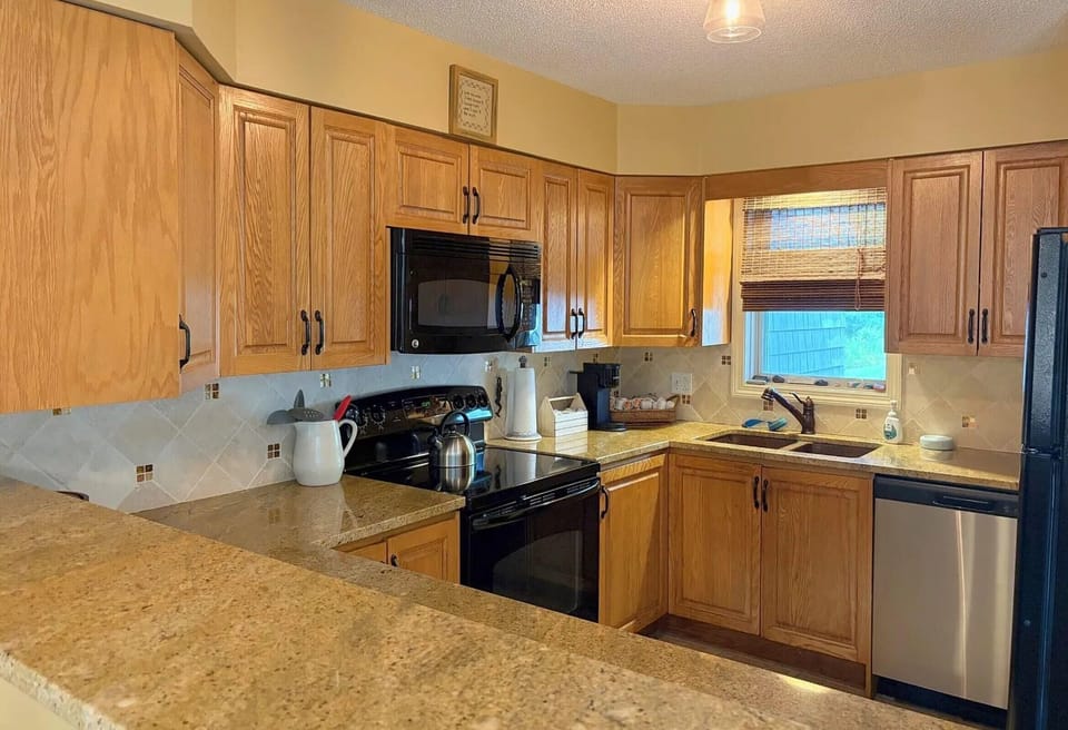 Fully equipped kitchen