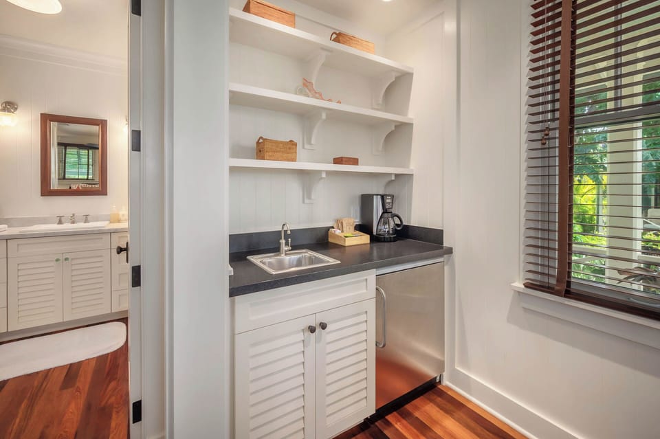 Wet Bar