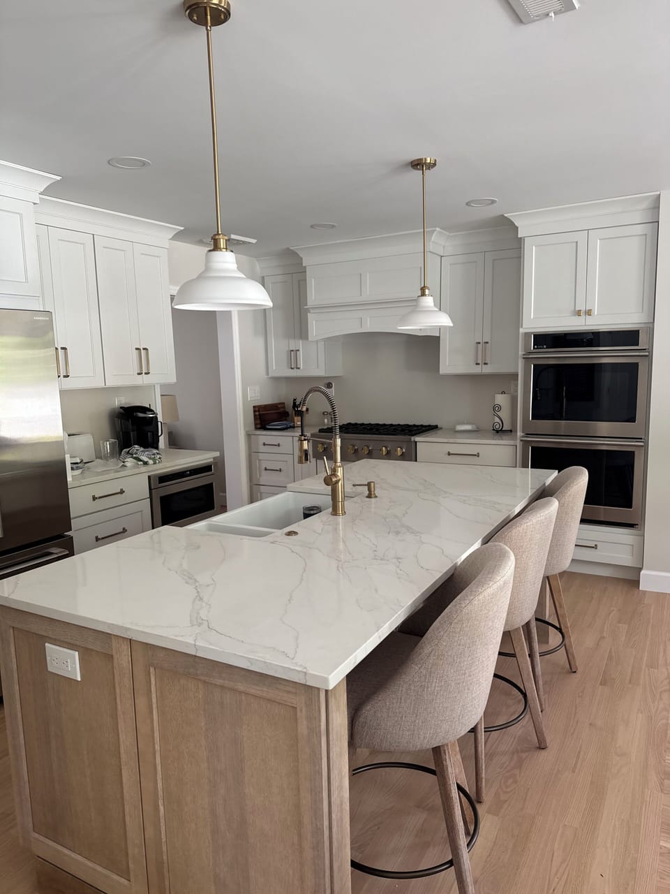 Spacious kitchen with ample seating