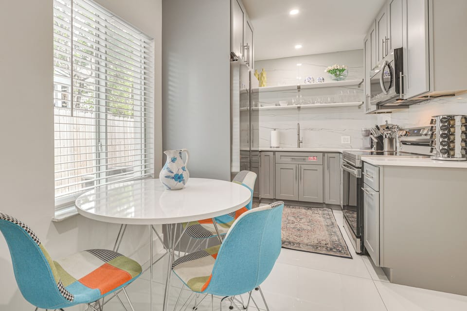 Kitchen & Dining Area | Dishwasher