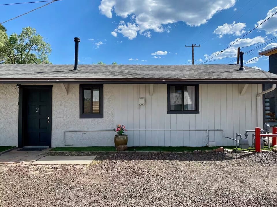 Private exterior entrance with easy access and simple arrival