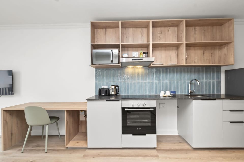 The York City Studio Apartment with Gym (31798)