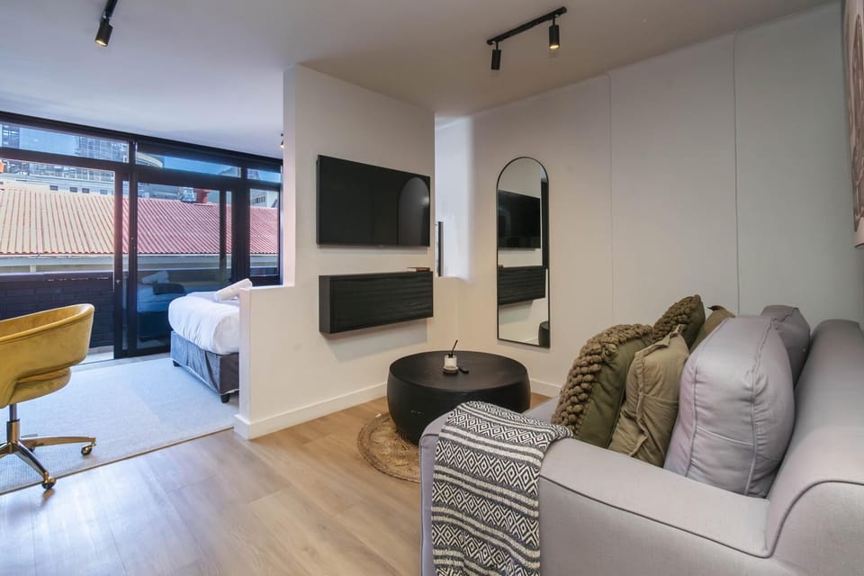 Stylish Studio at The Tokyo with Rooftop Pool (31031)