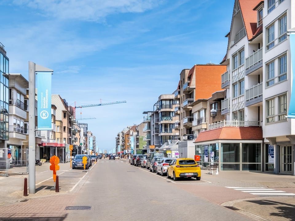 Immediate Surroundings [summer] (<1 km)