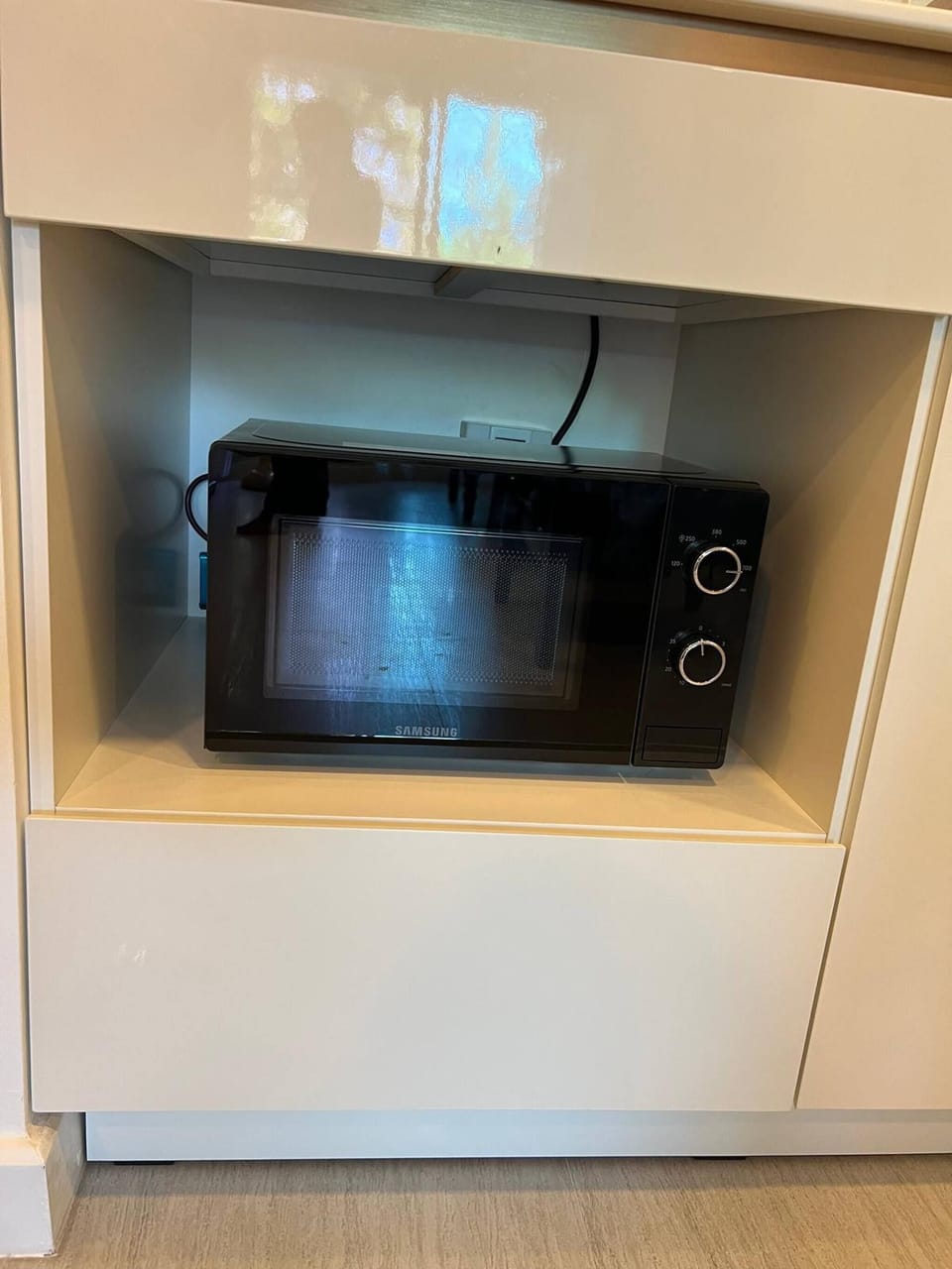 Microwave