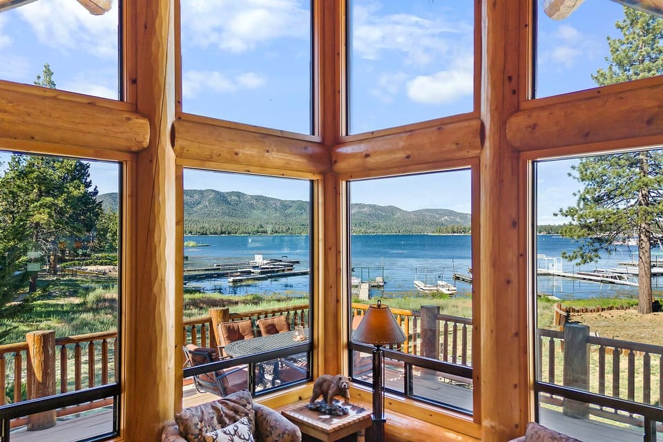 Impressive Sunset Sights in this Secluded Wooden Cabin with All Commodities in Big Bear Lake, California Cabin in Big Bear