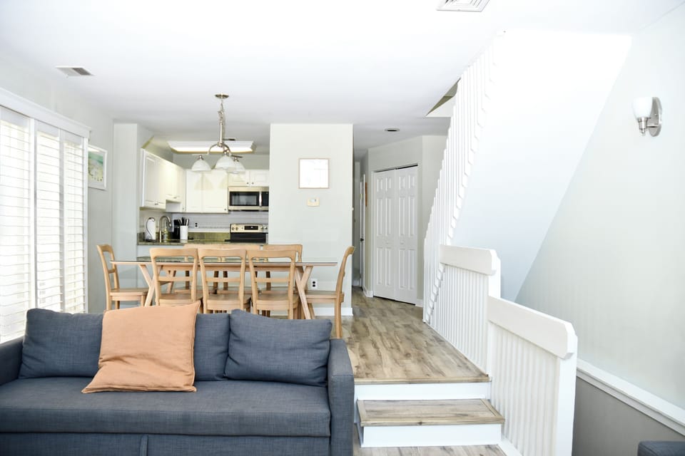 Second Floor Open