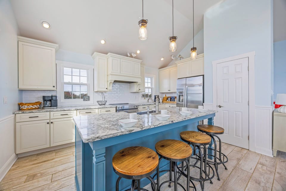 Surf or Sound Realty - 1231 - Rise N Shine - Kitchen -2