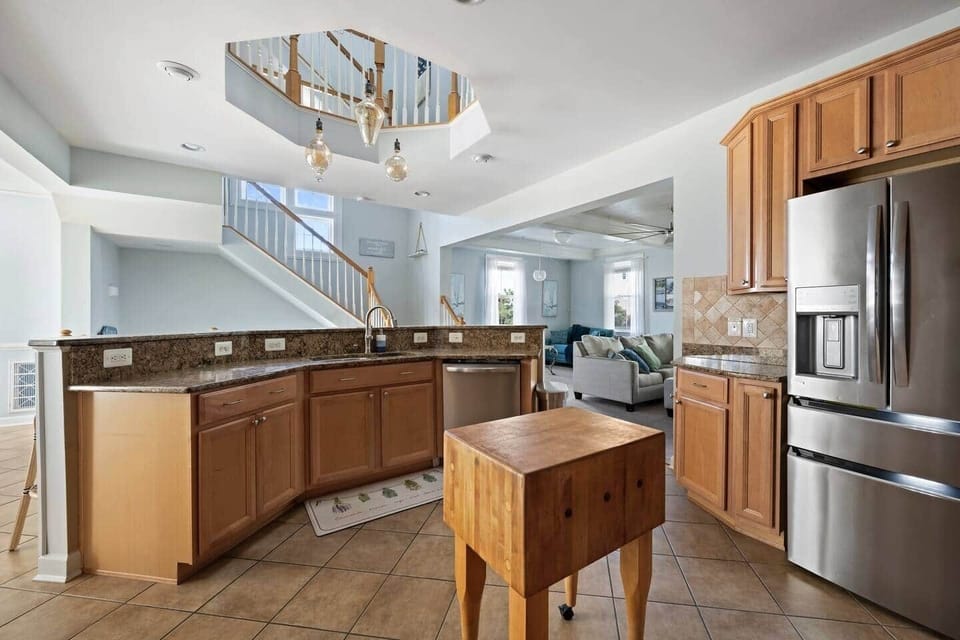 Kitchen continued