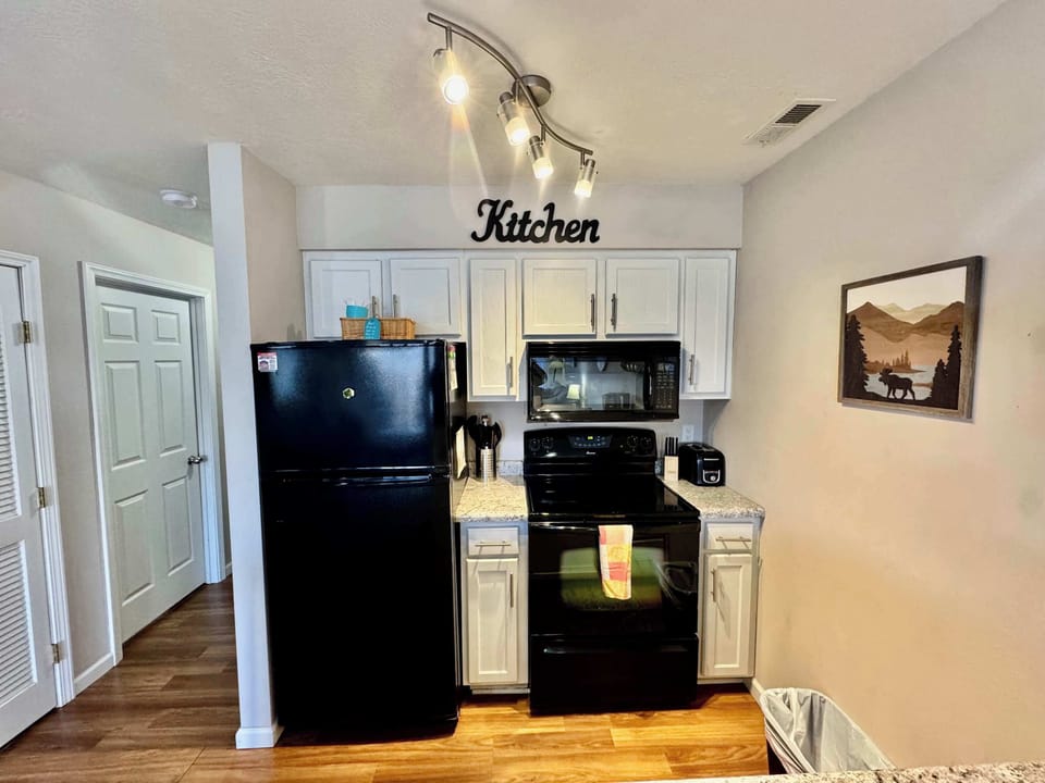 Kitchen ready for your meal prepration