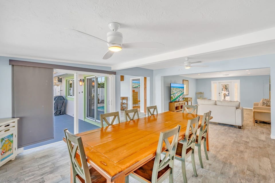 Open floor plan living space with Gulf views and direct pool access in Key Colony Beach Florida Keys vacation home