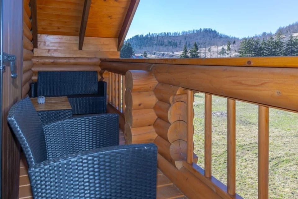 Balcony 1