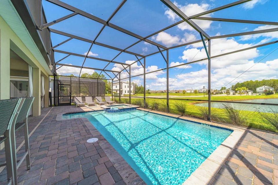 Private pool