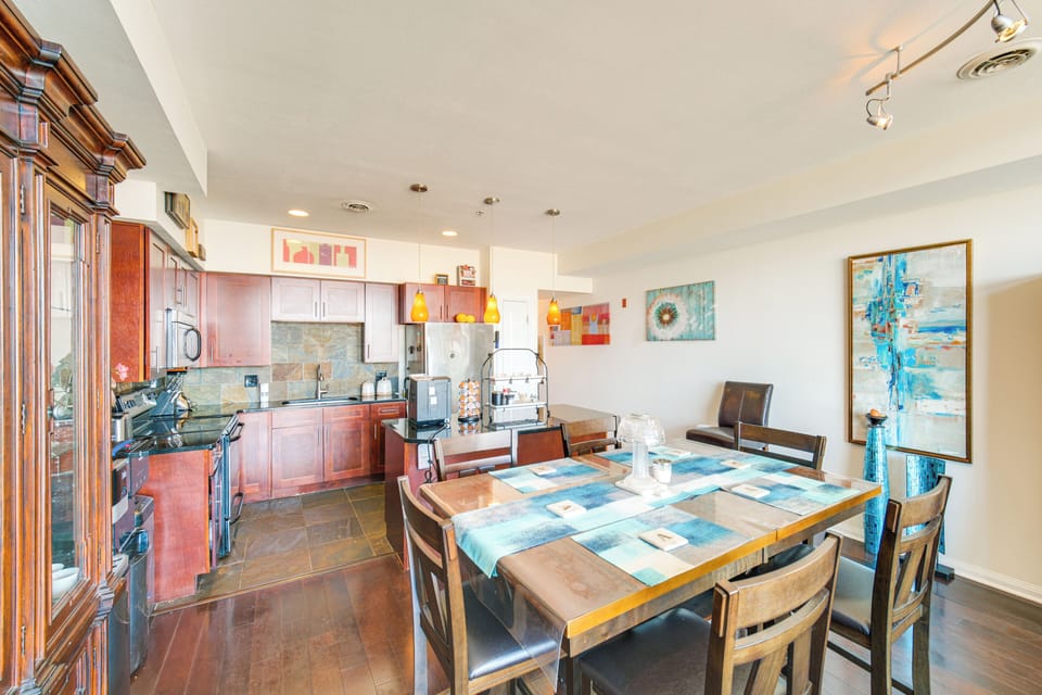 Dining Table | Dishware/Flatware | Main Floor