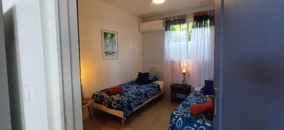 Single bed