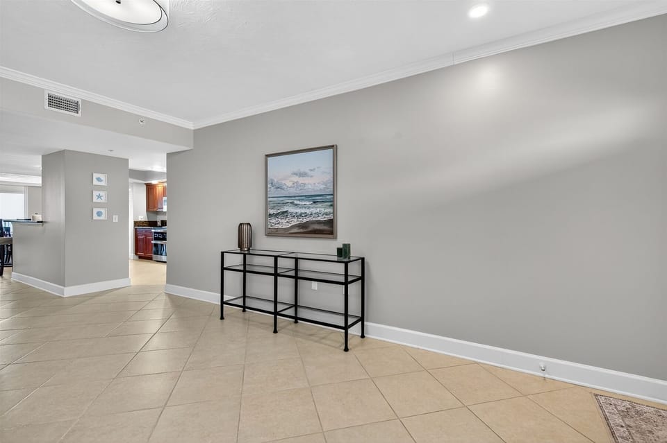Entry/foyer