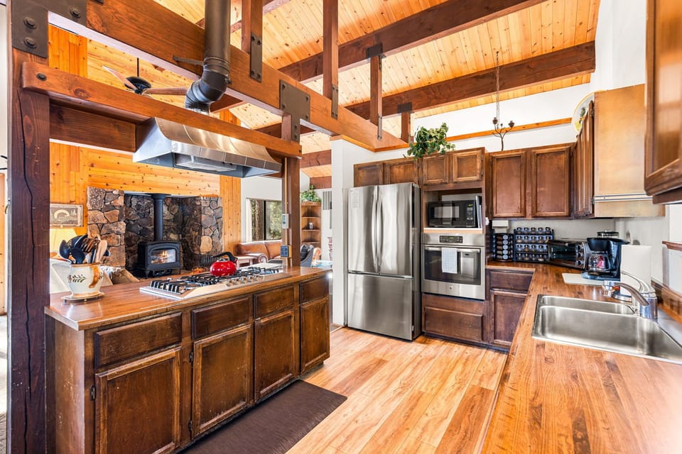 Full Kitchen