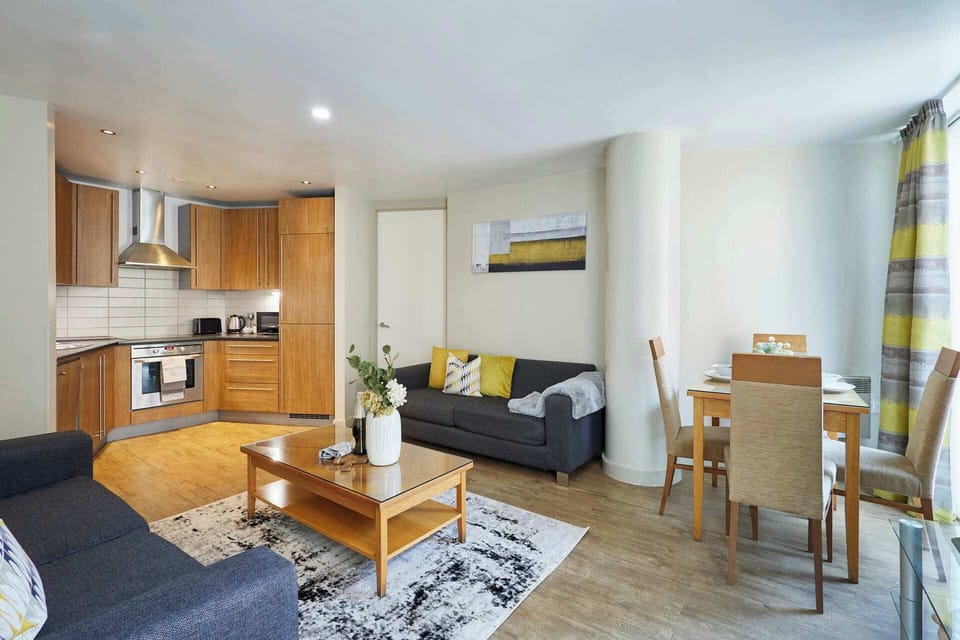 103 Hatton Garden, Liverpool - Host & Stay