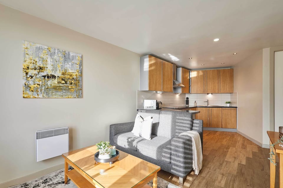 408 Hatton Garden, Liverpool - Host & Stay