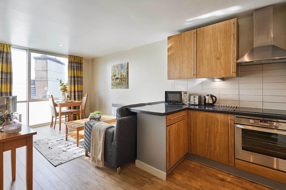 408 Hatton Garden, Liverpool - Host & Stay