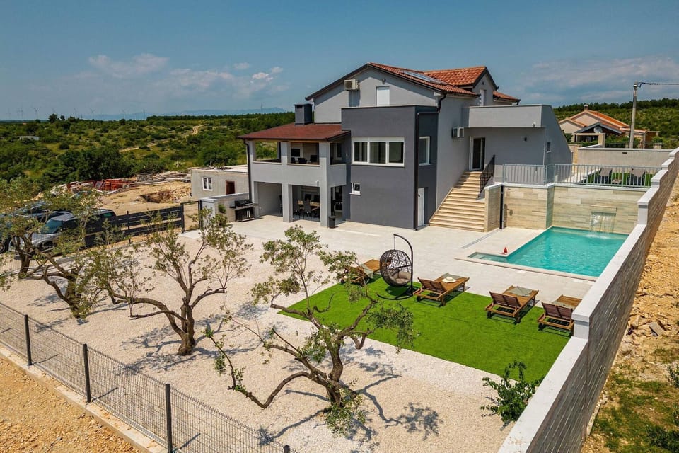 Holiday Home Exterior [summer]