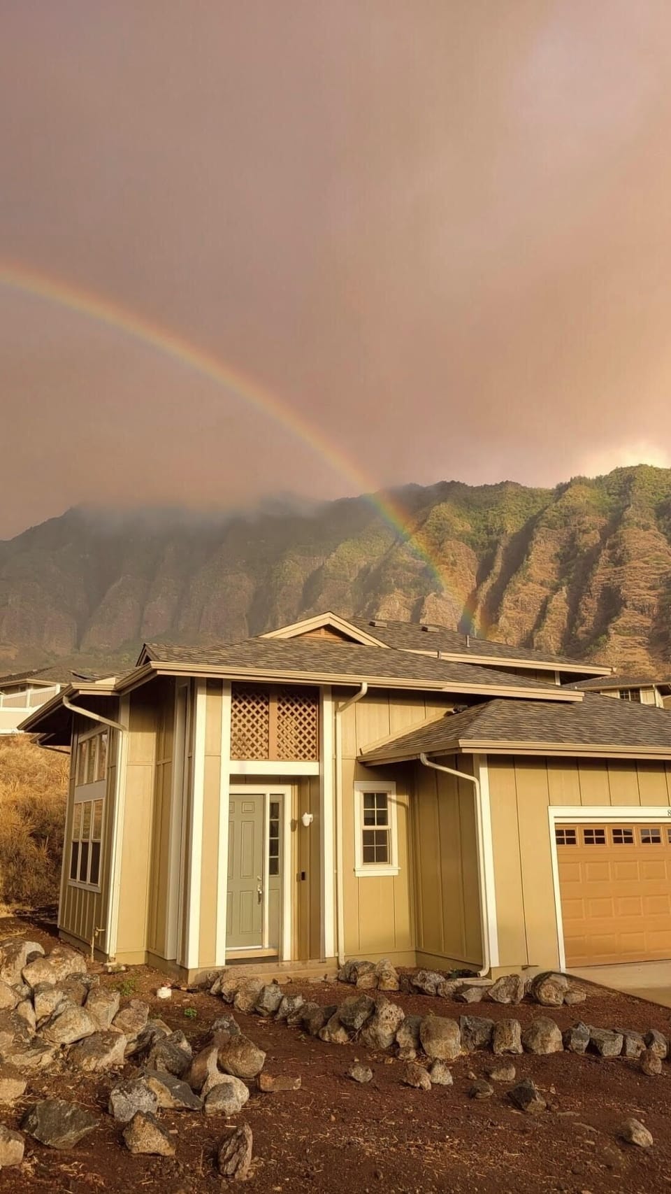 Welcome to your tropical escape—nestled beneath rainbow-kissed mountains and island skies.