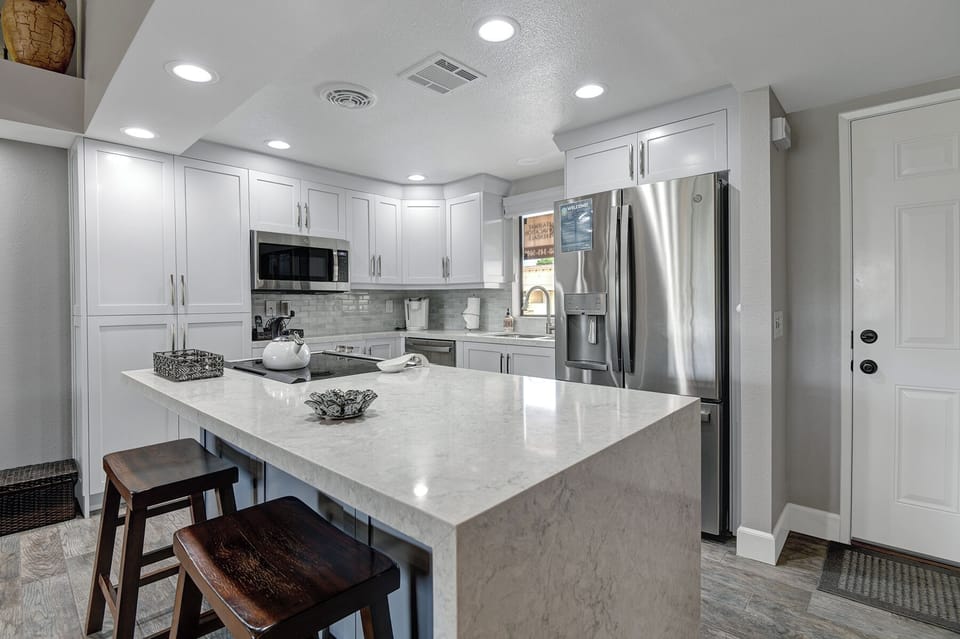 KITCHEN.jpg mls