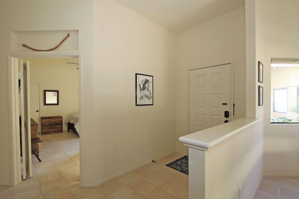 Entrance/ Exit