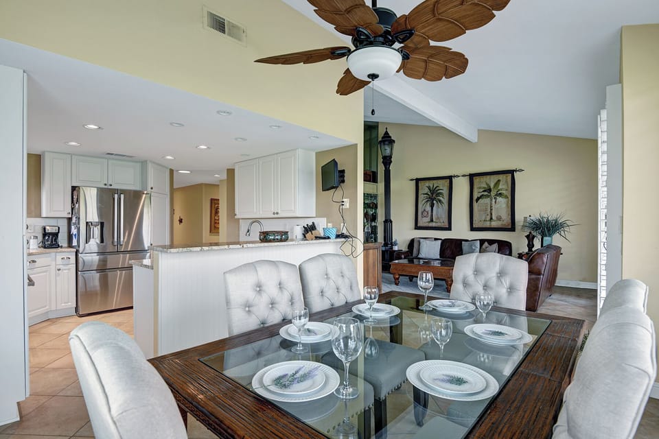 DINING SPACE REVERSE