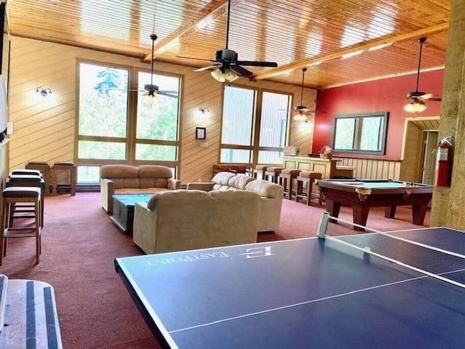 Community recreation room in same building with key entry (outside access)