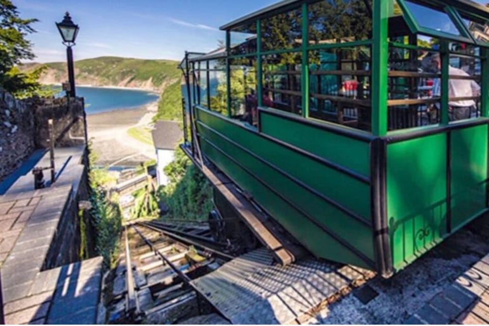 Lynton & Lynmouth Cliff Railway