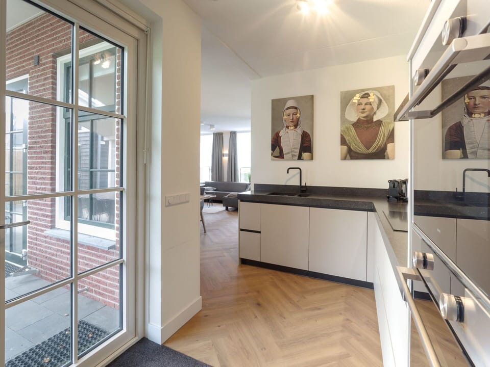 Flooring, Interior Design, Floor, Ceiling, Home, Apartment, Door, Wood Flooring, Room, Cabinetry