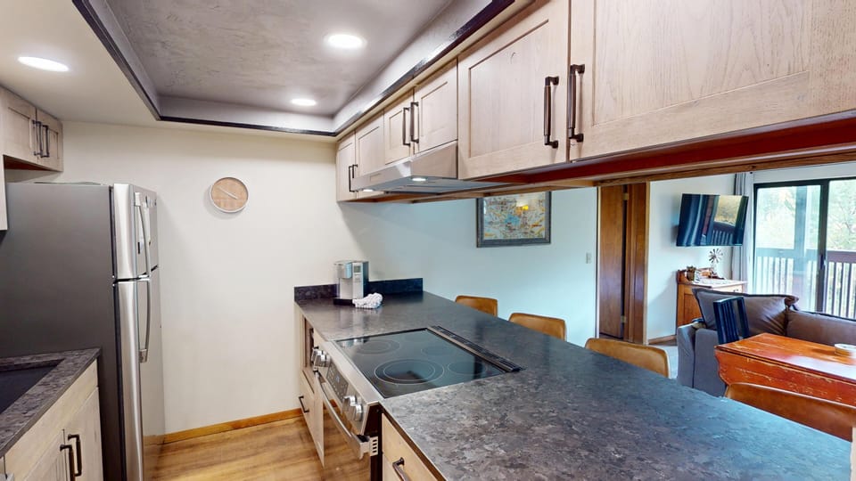 Fully Equipped Kitchen - Fully Equipped Kitchen