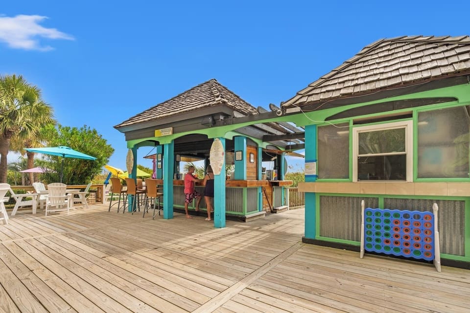 Beach Cove Resort Poolside Beach Bar opened seasonally