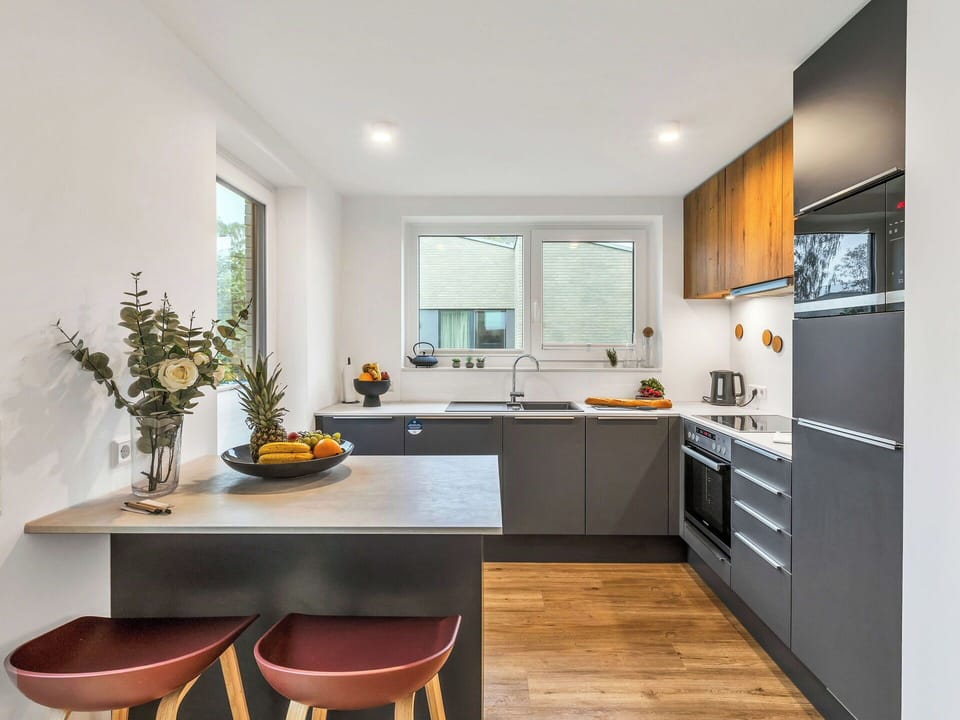 Kitchen Appliance, Kitchen, Countertop, Furniture, Cabinetry, Interior Design, Major Appliance, Home Appliance, Flooring, Wood