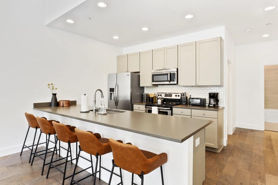 Unit 1 - Kitchen and Dining Area