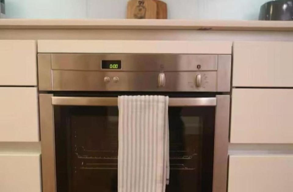 Oven