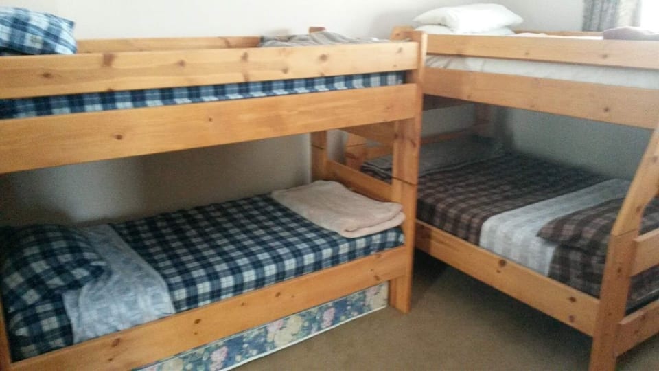 Kids room/bunkroom