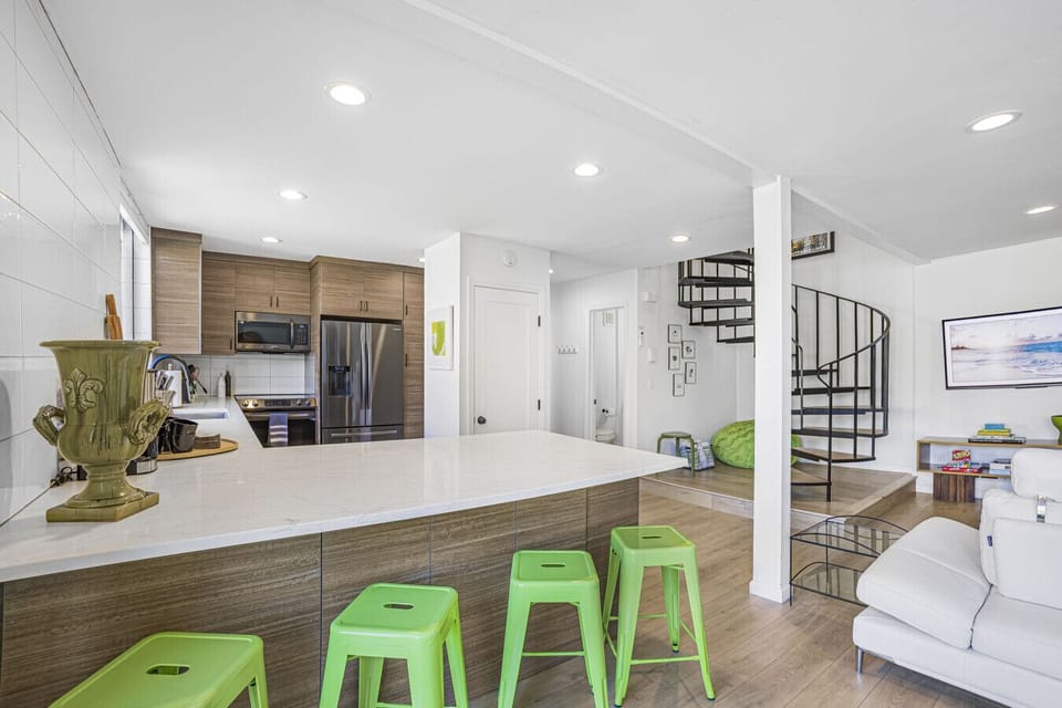 Open kitchen